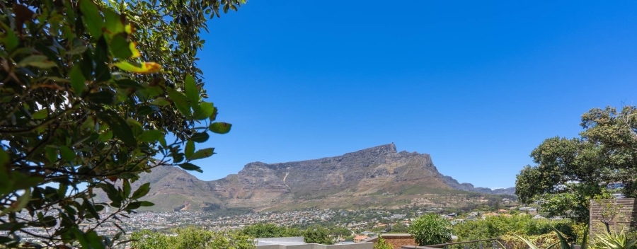 2 Bedroom Property for Sale in Tamboerskloof Western Cape